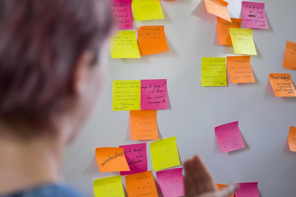 Financial planning and budgeting guide icon